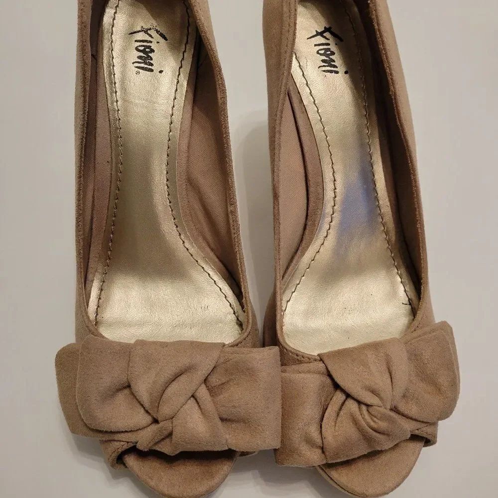 FIONI BEIGE HEELS  - Picture 3 of 16